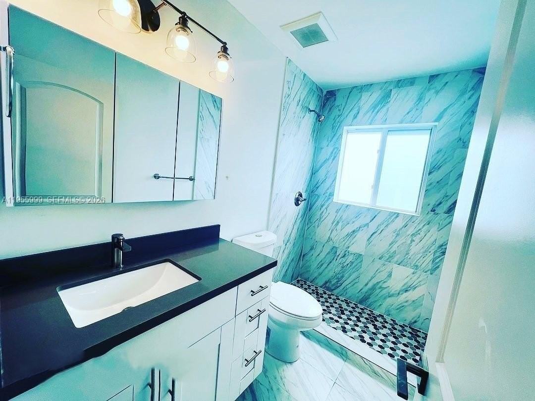 7128 Sw 22nd St #7128 - Photo 6 of 17