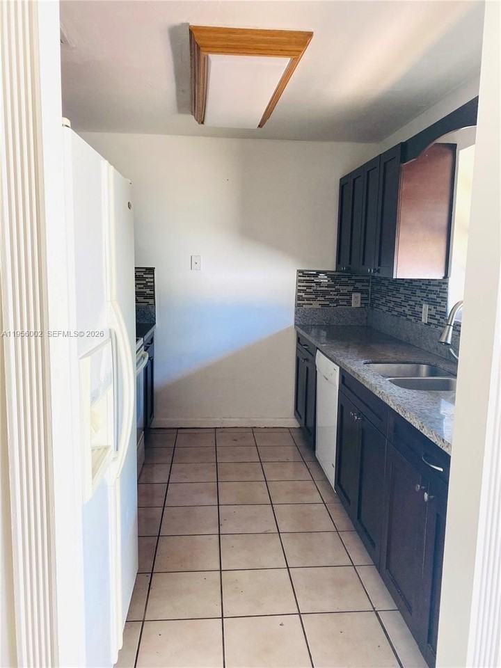 13987 Sw 50th Ter - Photo 6 of 13