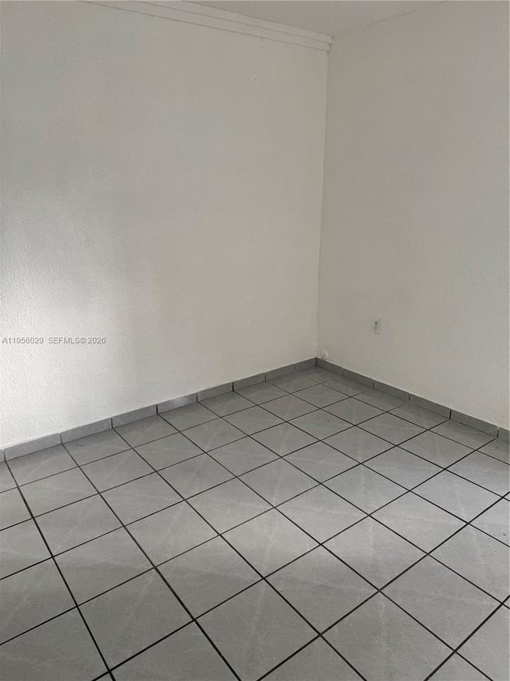 8240 Nw 181st St #1 - Photo 5 of 10