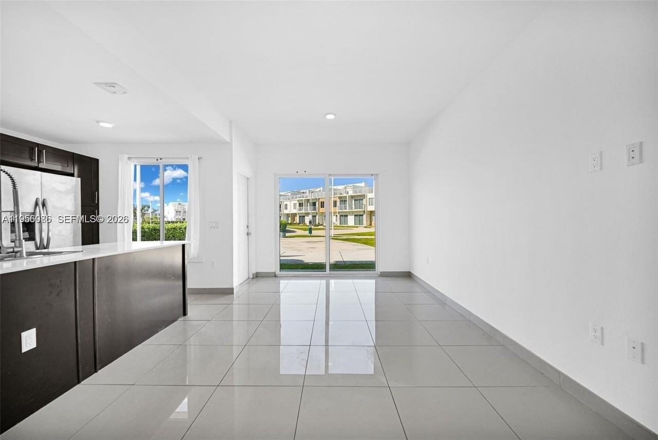 25874 Sw 139th Ct - Photo 5 of 50