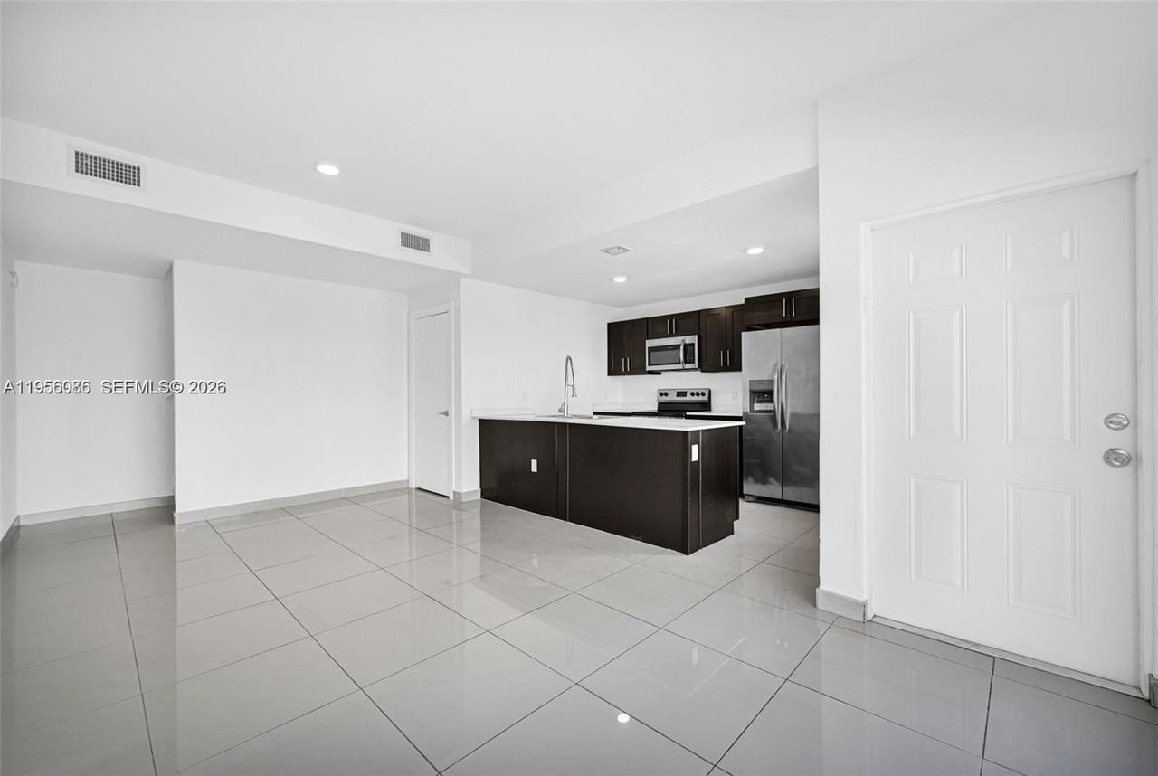 25874 Sw 139th Ct - Photo 7 of 50