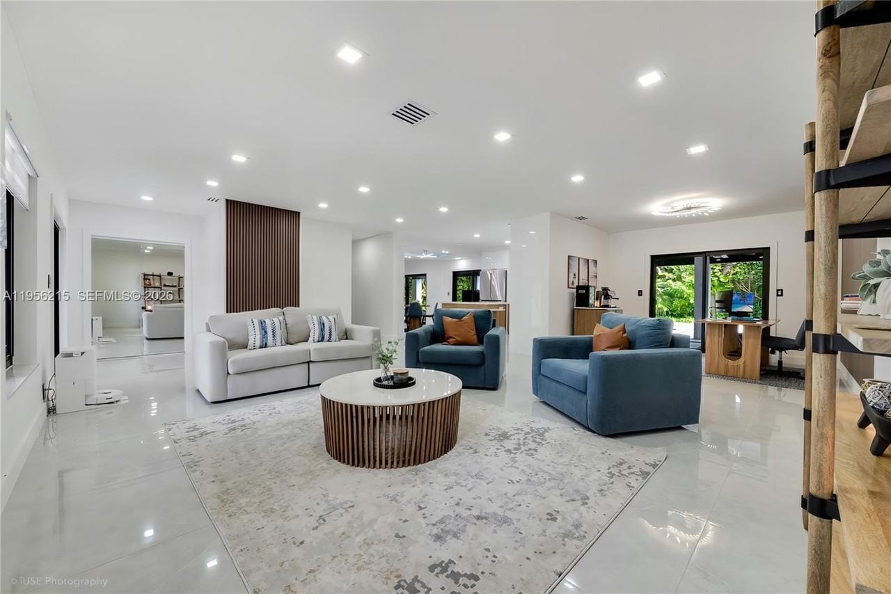 17203 Sw 78th Pl - Photo 6 of 29