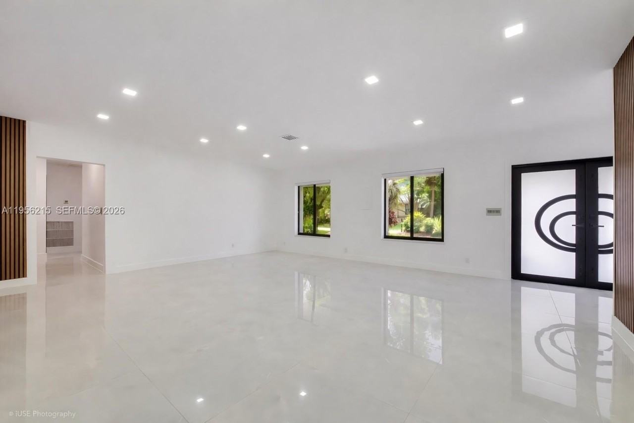 17203 Sw 78th Pl - Photo 7 of 29