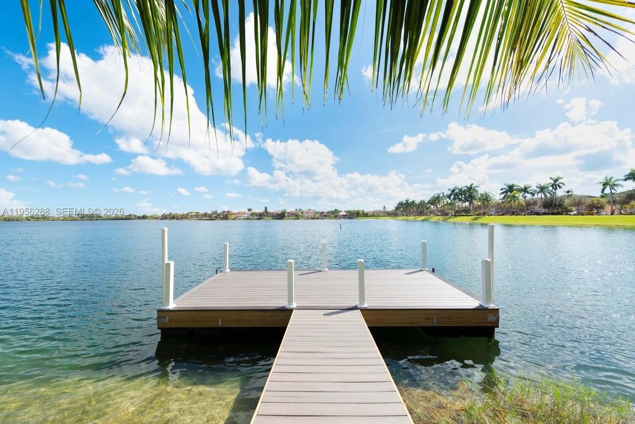 13116 Sw 136th Ter #13116 - Photo 7 of 35