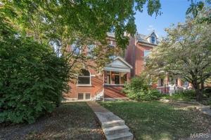 featured image of 2028 Russell Blvd #2F