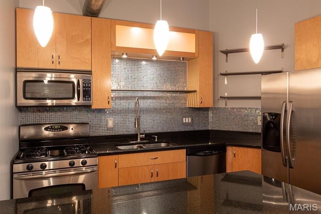 2401 S 12th St #203 - Photo 4 of 27