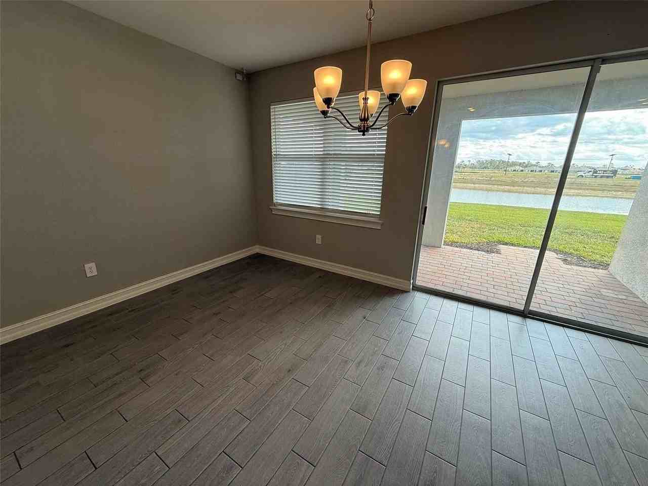 1257 Remington Trace Dr - Photo 4 of 24