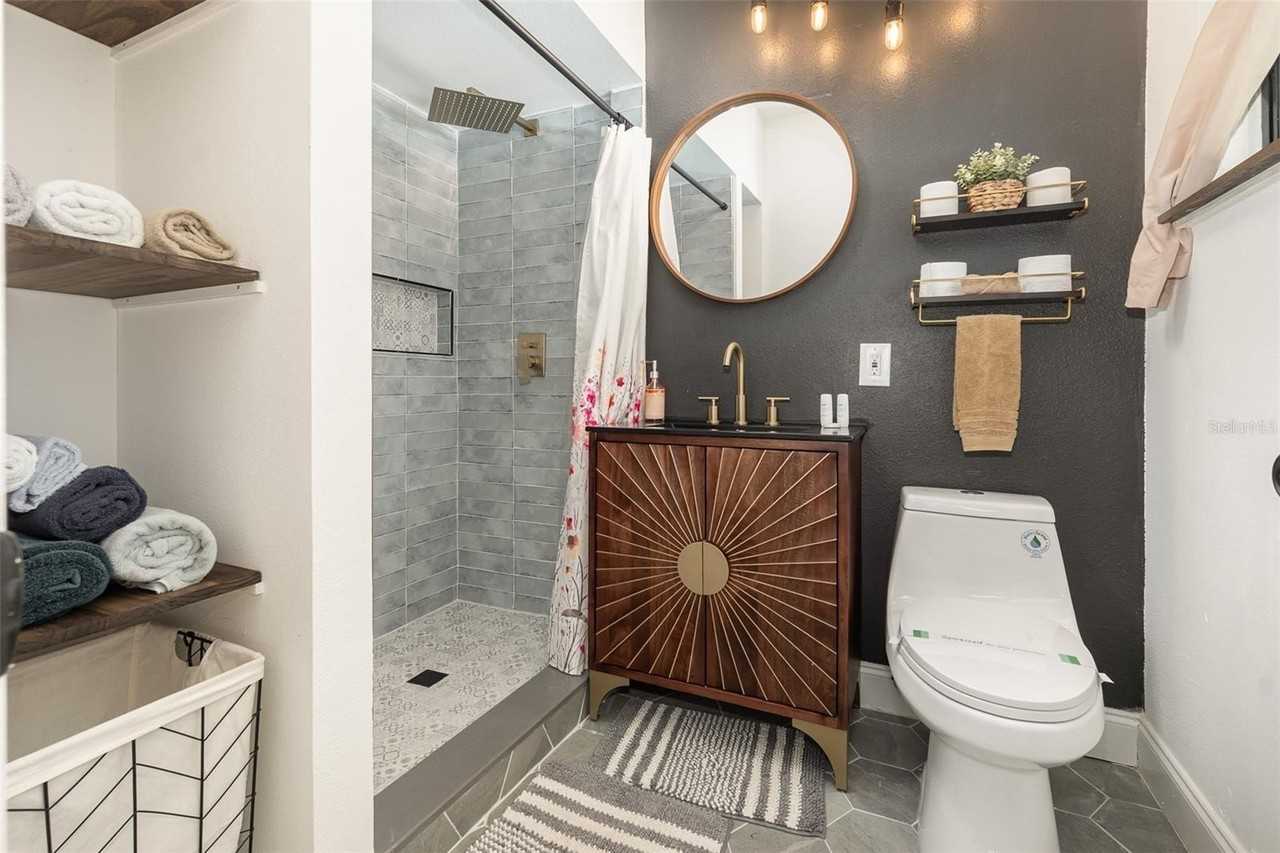 2721 E Marks St - Photo 6 of 21