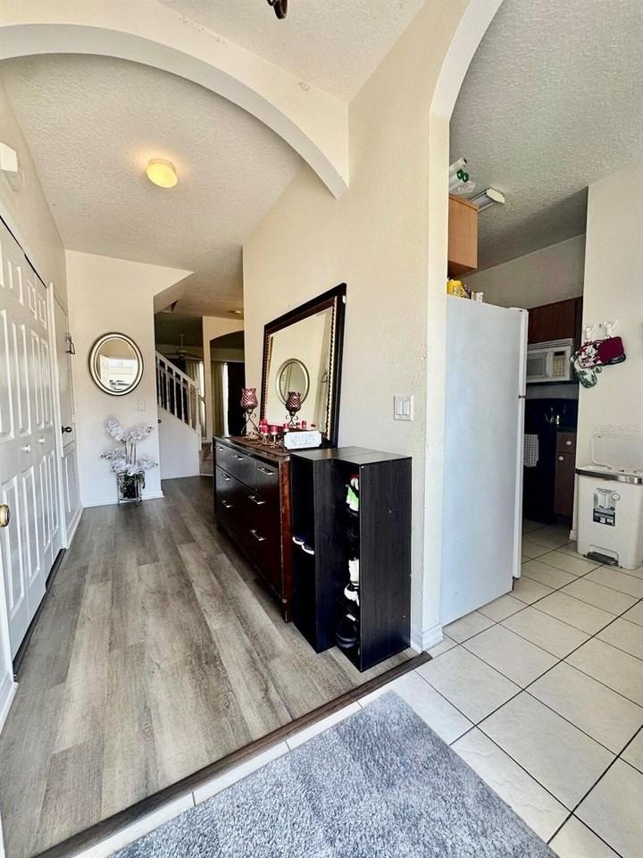 1207 S Beach Cir - Photo 3 of 24