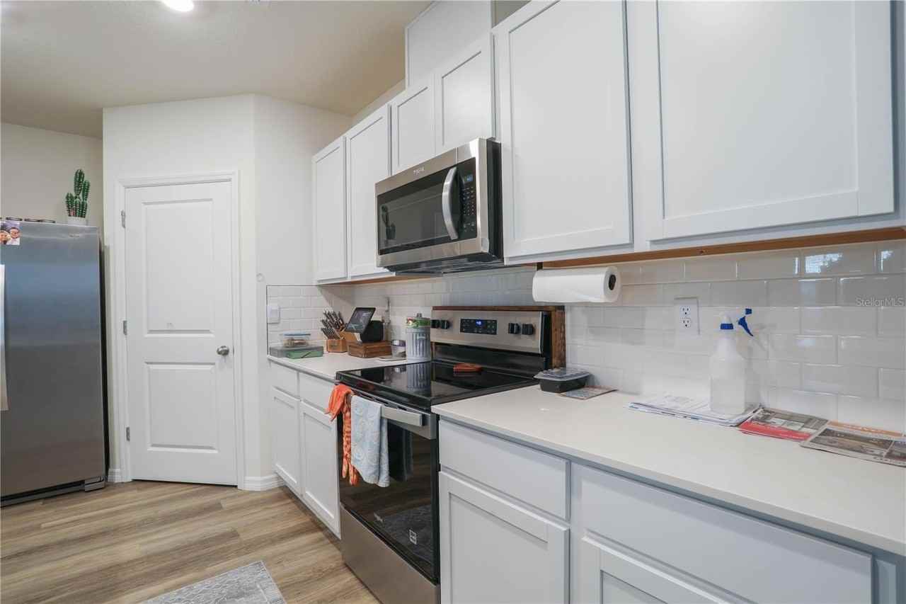 5242 Scrub Mint Ln - Photo 7 of 30