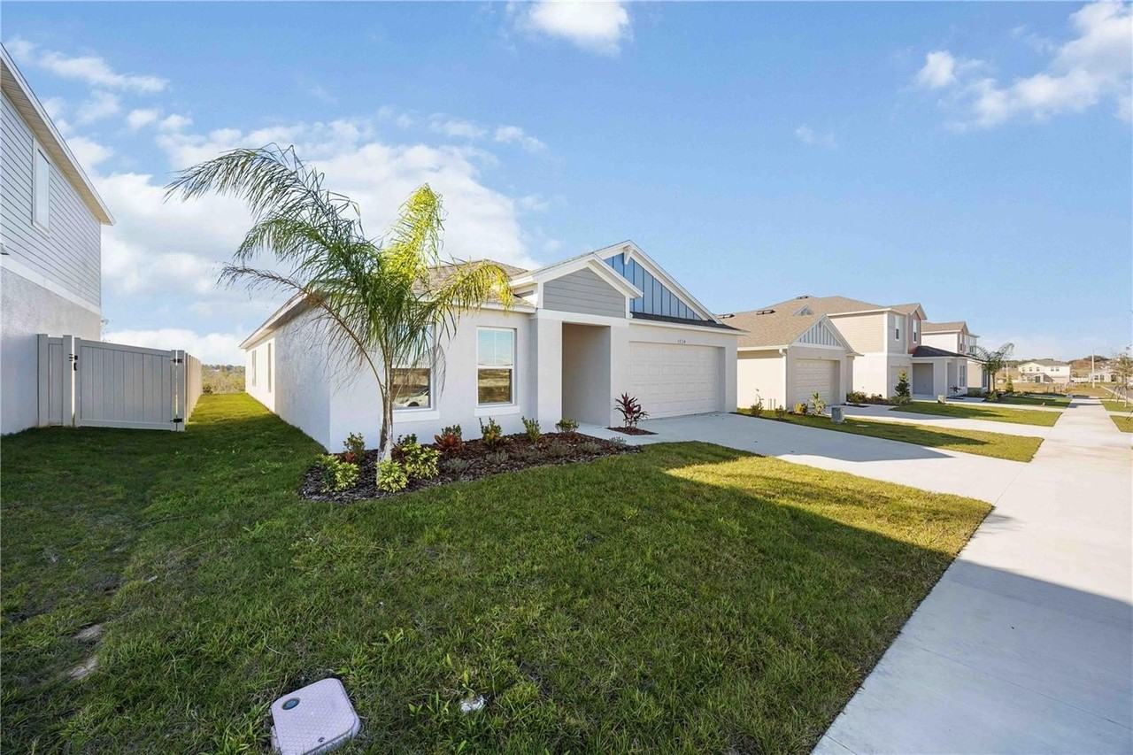 1724 Vanilla St - Photo 3 of 27