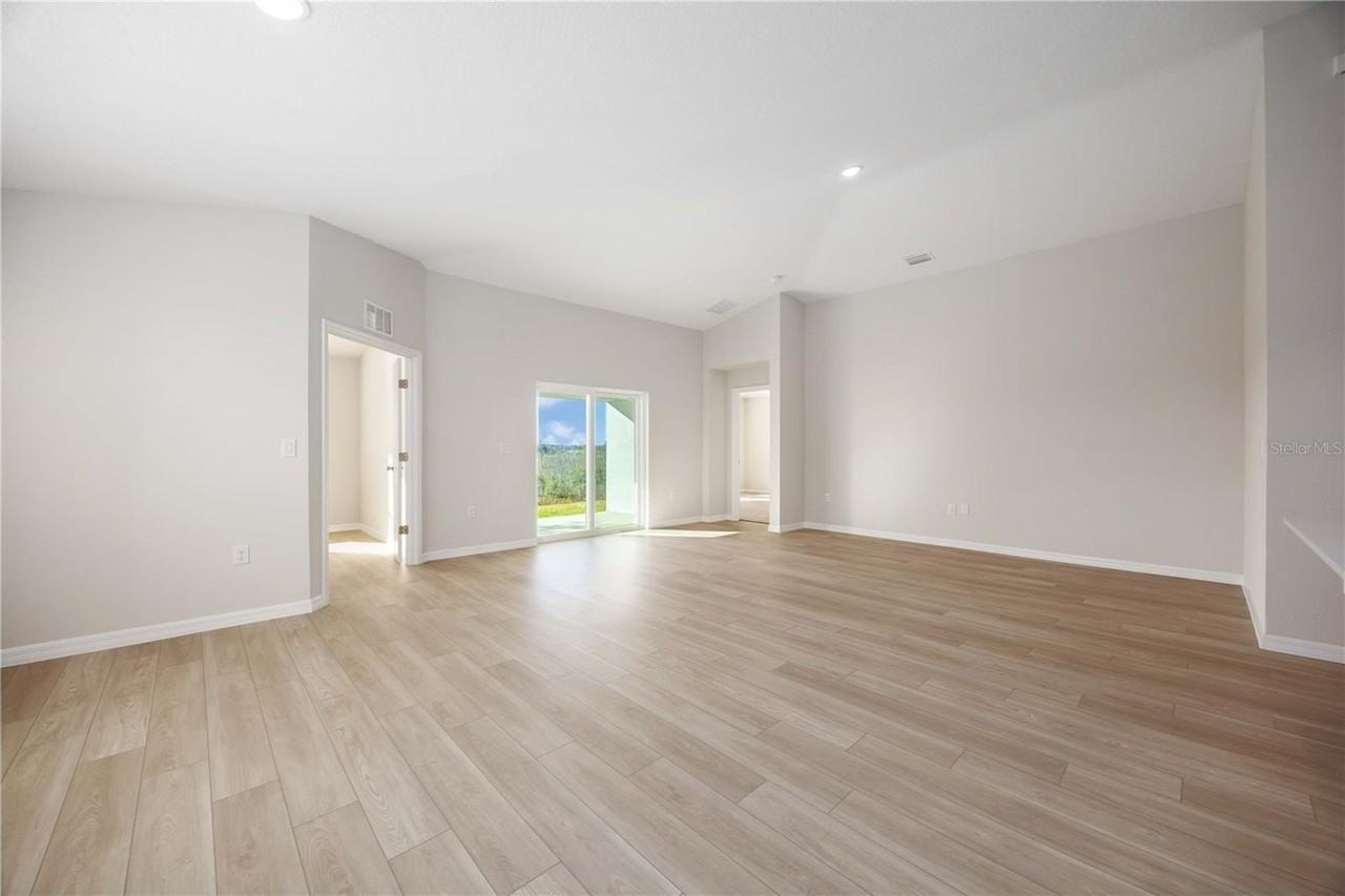 1724 Vanilla St - Photo 6 of 27