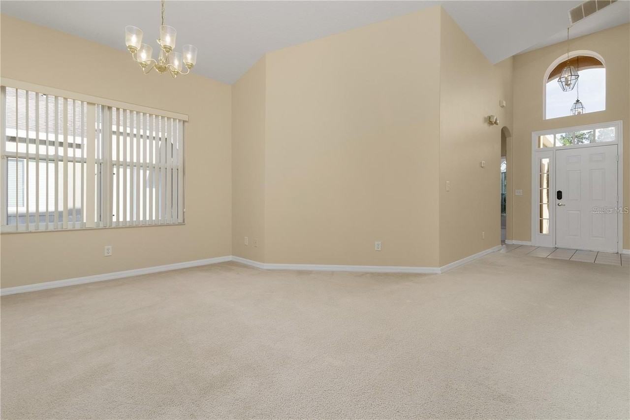 626 Corvina Dr - Photo 7 of 20