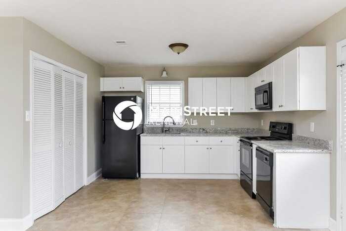 1318 Temple Johnson Rd - Photo 7 of 15