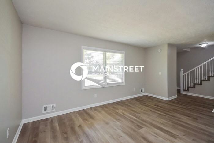 6950 Carleen Ct - Photo 5 of 17