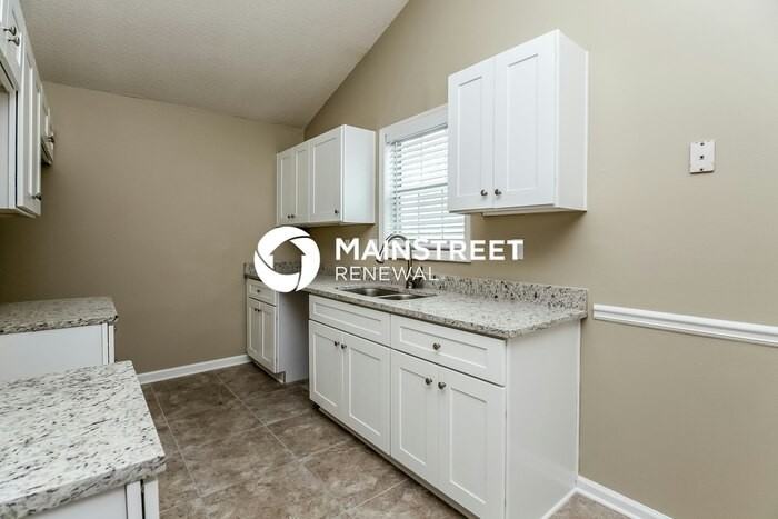 831 Rosewood Cir - Photo 6 of 15