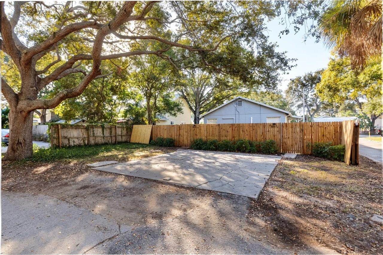 857 22nd Ave N #857 - Photo 4 of 5