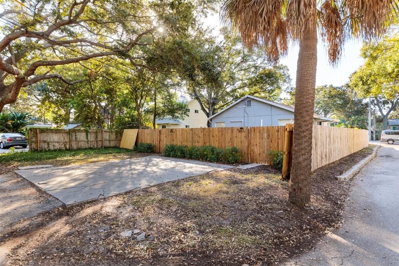 857 22nd Ave N #857 - Photo 5 of 5