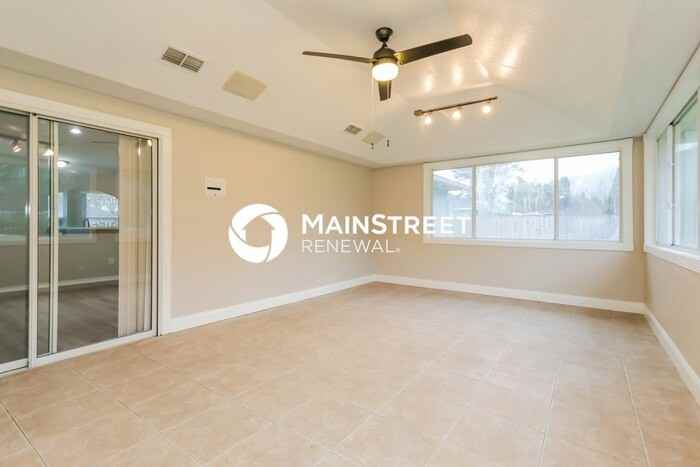 4088 Everett Ave - Photo 7 of 14