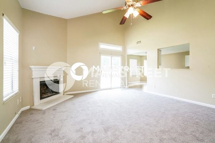 6354 Klondike River Rd - Photo 5 of 17