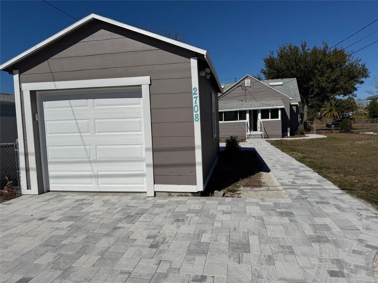 2708 9th Ave N - Photo 2 of 25