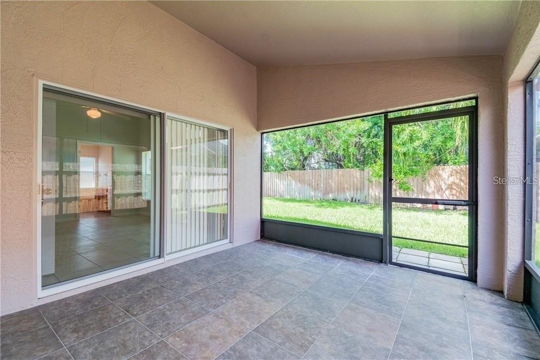 11402 Cypress Reserve Dr - Photo 2 of 3