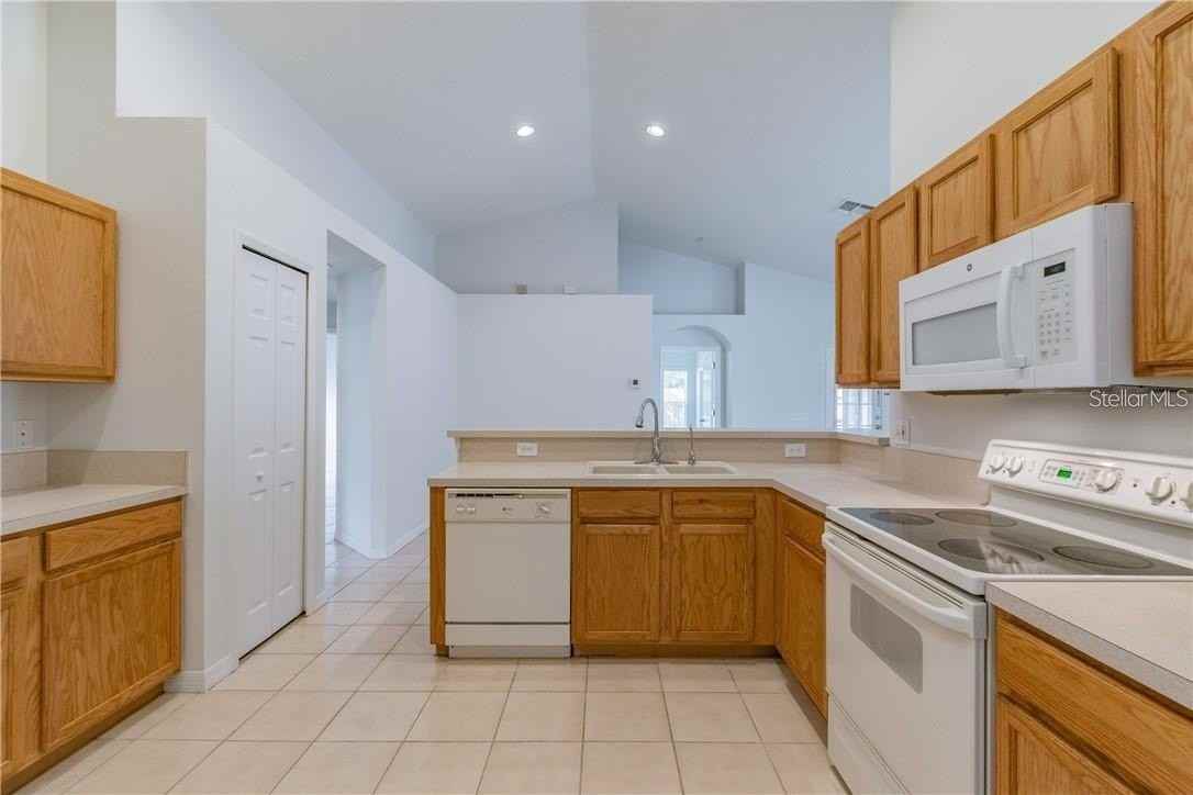 11402 Cypress Reserve Dr - Photo 3 of 3