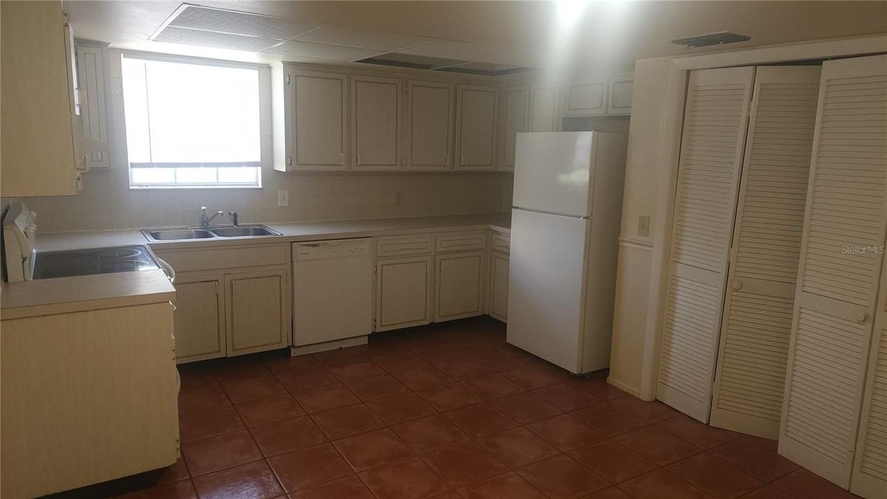 14460 Reuter Strasse Cir #718 - Photo 2 of 12