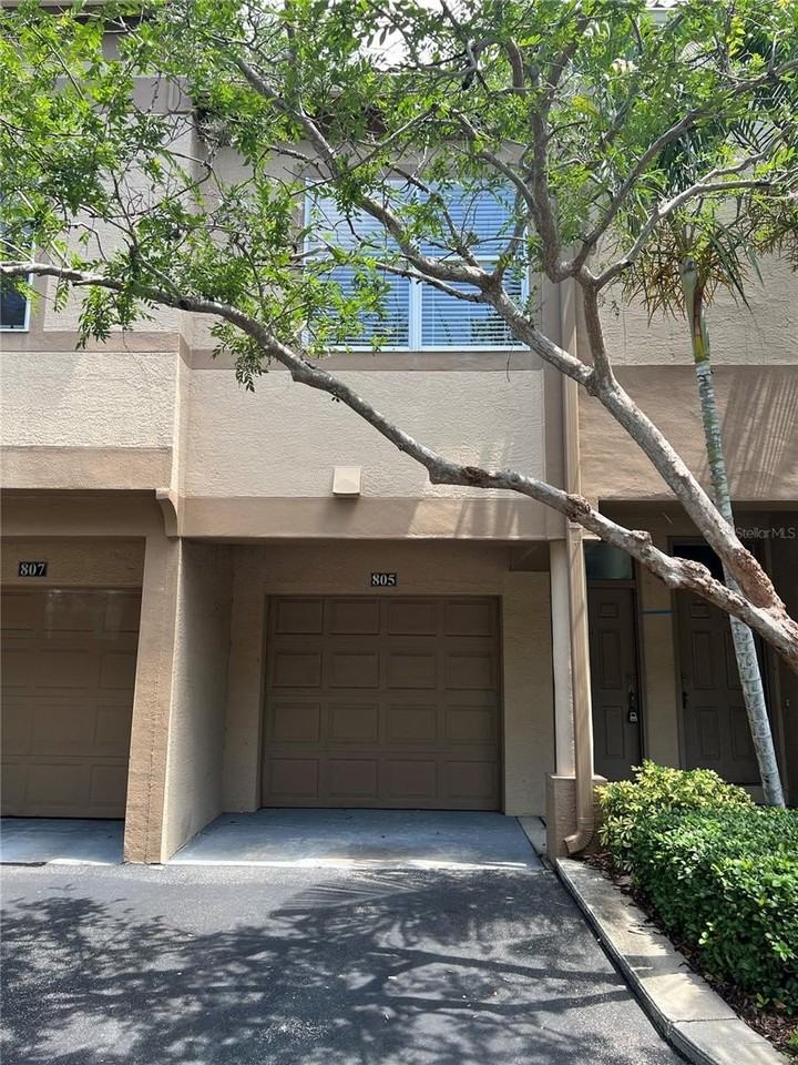 805 Normandy Trace Rd - Photo 5 of 41