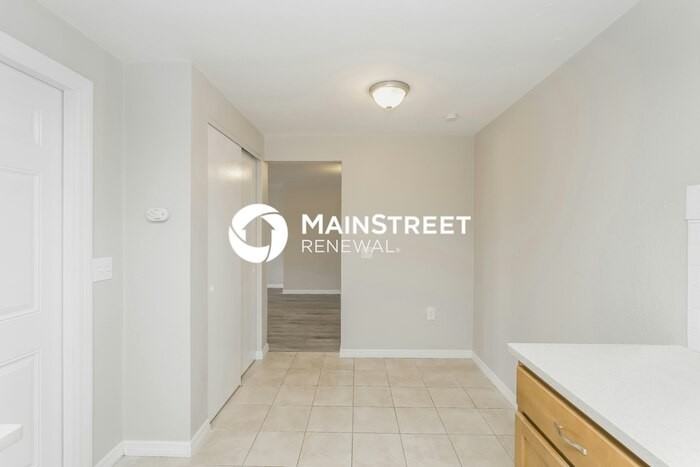 6022 Halifax Dr - Photo 5 of 10