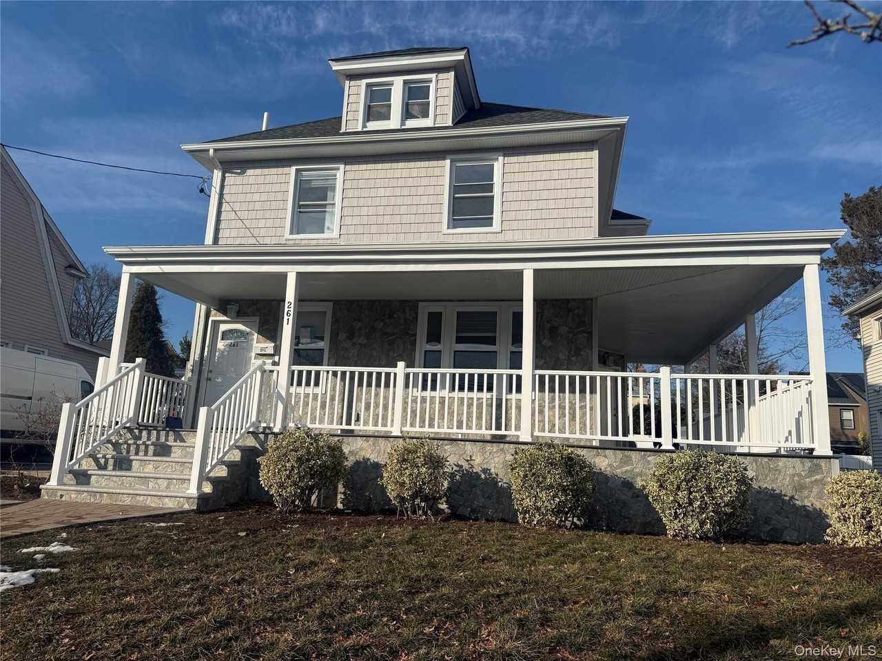 261 Wilson Ave 2nd Fl #2ndFL - Photo 2 of 10