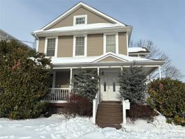 featured image of 24 Alice Ct 1st Fl #1stFL