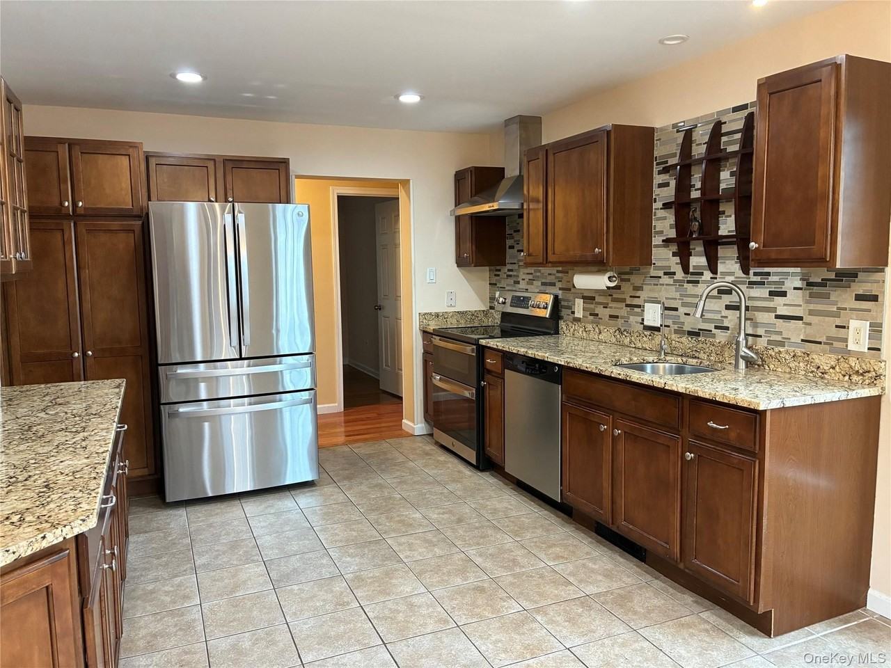 24 Alice Ct 1st Fl #1stFL - Photo 7 of 28