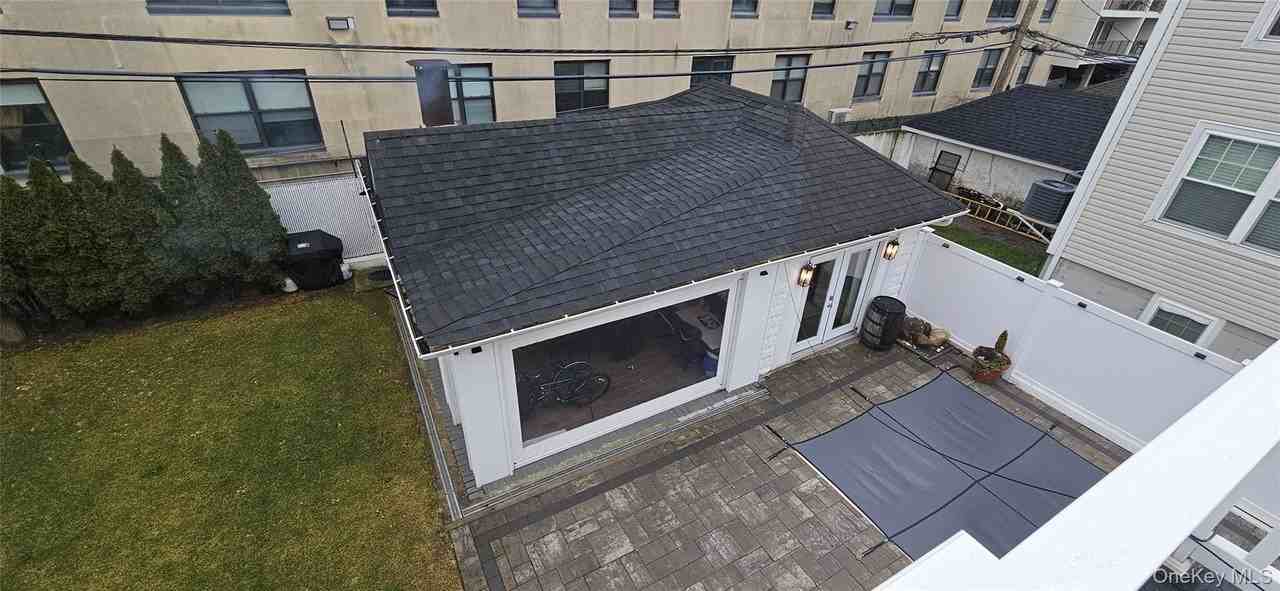 218 W Chester St - Photo 3 of 23