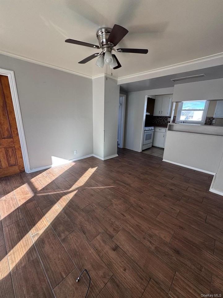 31 Beattie Ave #2 - Photo 6 of 19