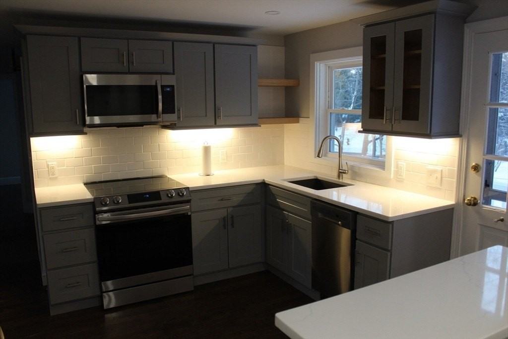 2 Norman Ave - Photo 7 of 14