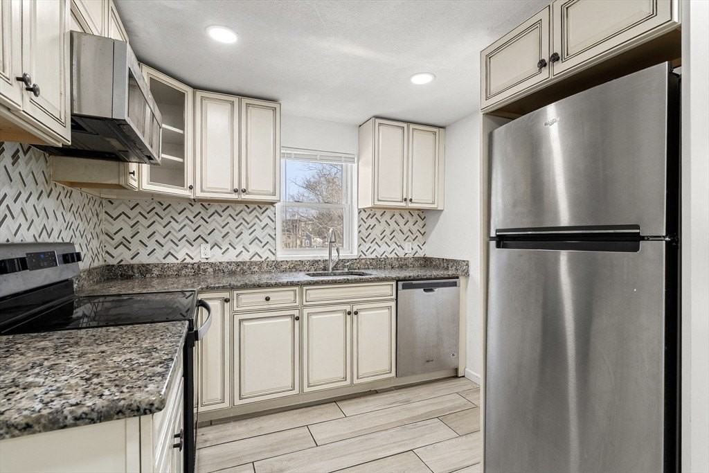 249 W Main St Unit 2 #2 - Photo 5 of 32