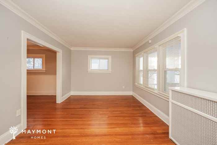 26431 Shoreview Ave - Photo 5 of 16