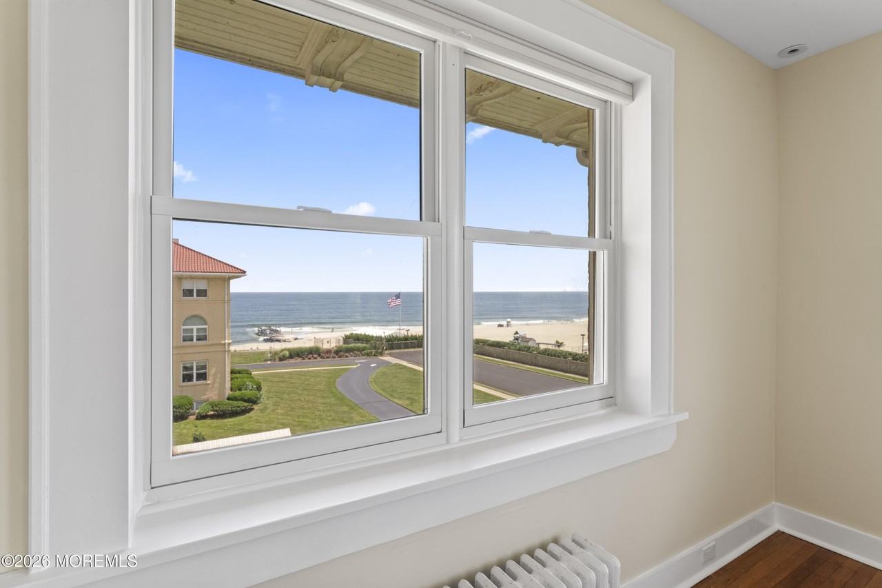 1 Roseld Ave Apt B20 #B20 - Photo 7 of 28