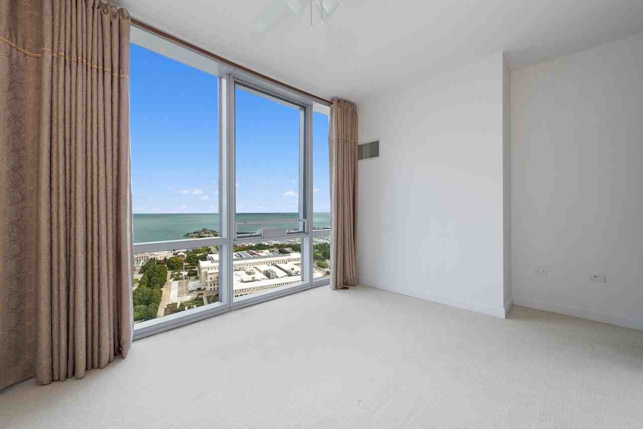 1211 S Prairie Ave Apt 3104 #3104 - Photo 6 of 21