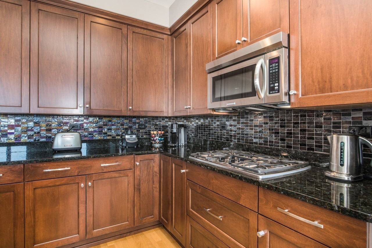 120 N Northwest Hwy Apt 506 #506 - Photo 6 of 20