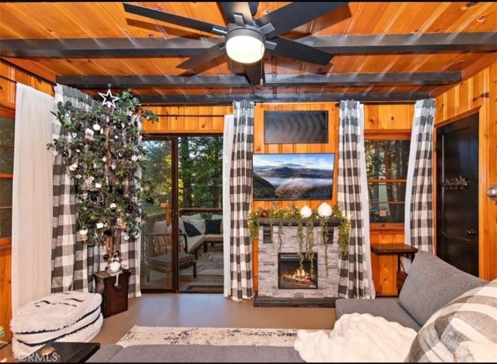 638 Rosehill Dr - Photo 5 of 16