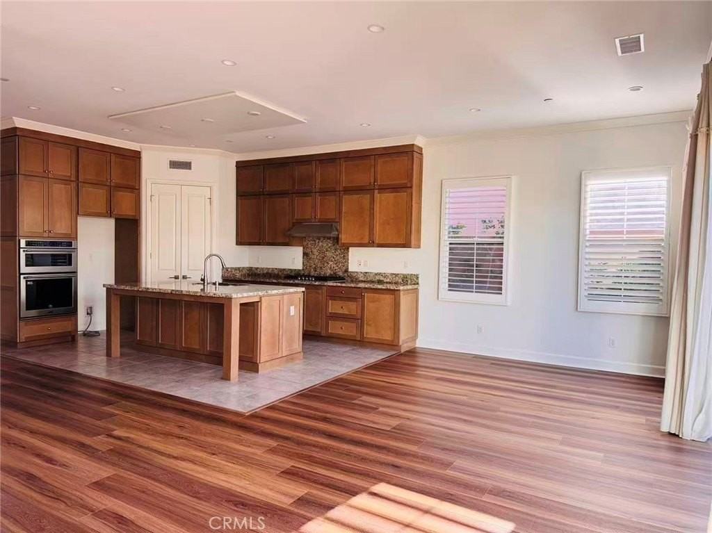 59 Belfast - Photo 6 of 19