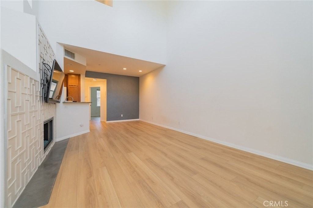 108 Jadestone - Photo 5 of 24