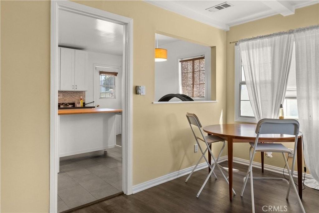 3124 Helms Ave - Photo 7 of 20