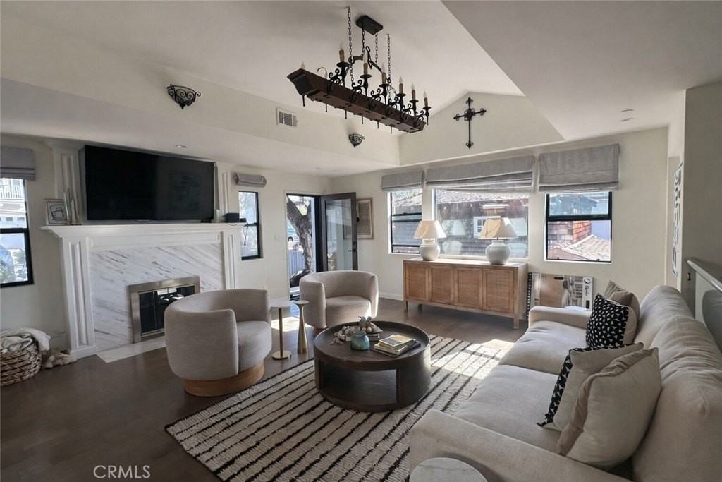 33795 Diana Dr - Photo 3 of 36