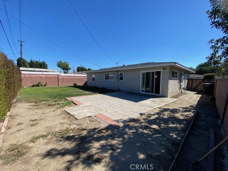 2345 W Almond Ave - Photo 5 of 5