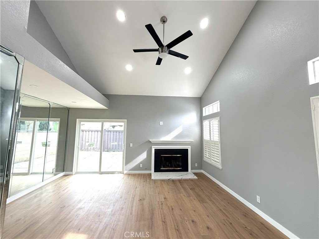 1187 E 223rd St #14 - Photo 3 of 21