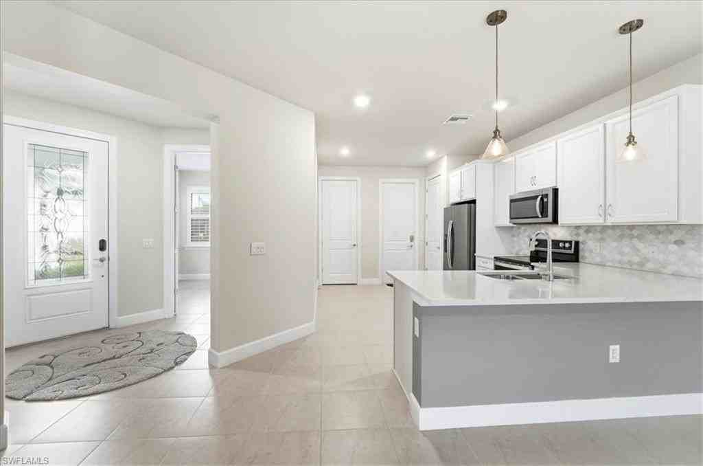 5935 Mayflower Way - Photo 5 of 36