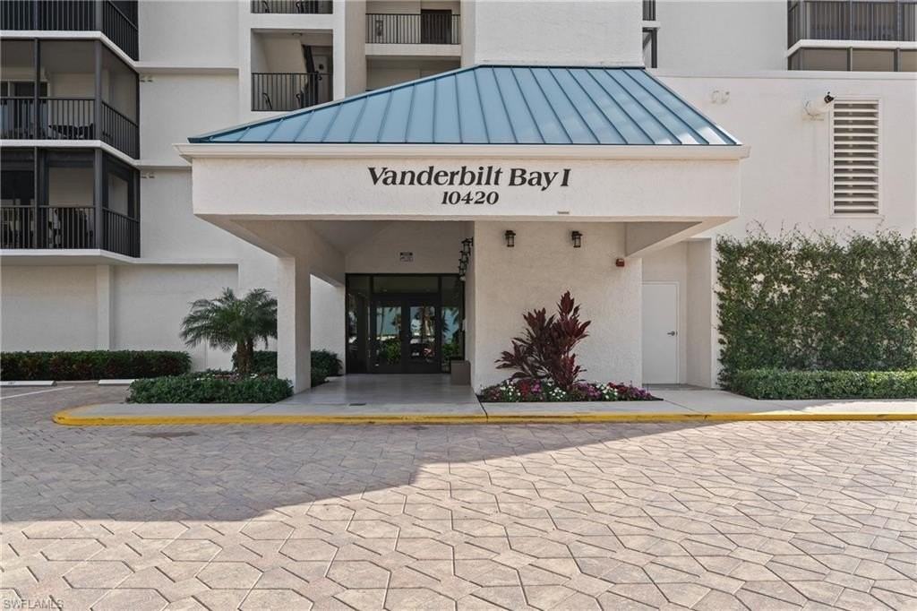 10420 Gulf Shore Dr Apt 121 #121 - Photo 5 of 40